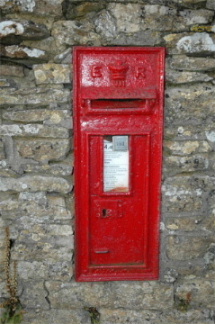 Edward VII post box